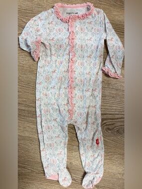 Magnetic Me Pajama Set
